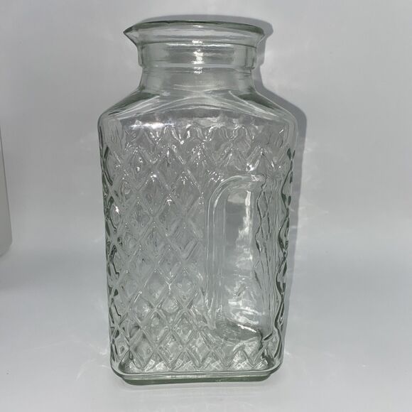 Vintage Anchor Hocking Diamond Quilted Refrigerator Jug Collectible - no lid - Picture 1 of 9
